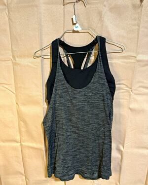 lululemon No Limits Tank Built in Bra Heathered Gray Black Yoga Top Size 6